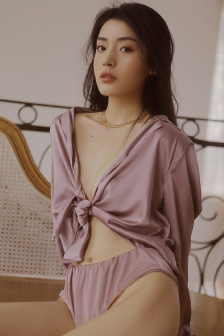 年轻女教师4在线观看